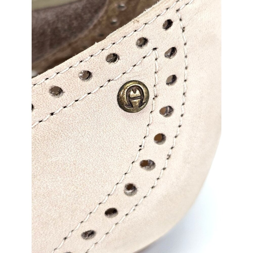 Etienne Aigner Beige Suede Oxford Flats - Picture 9 of 16